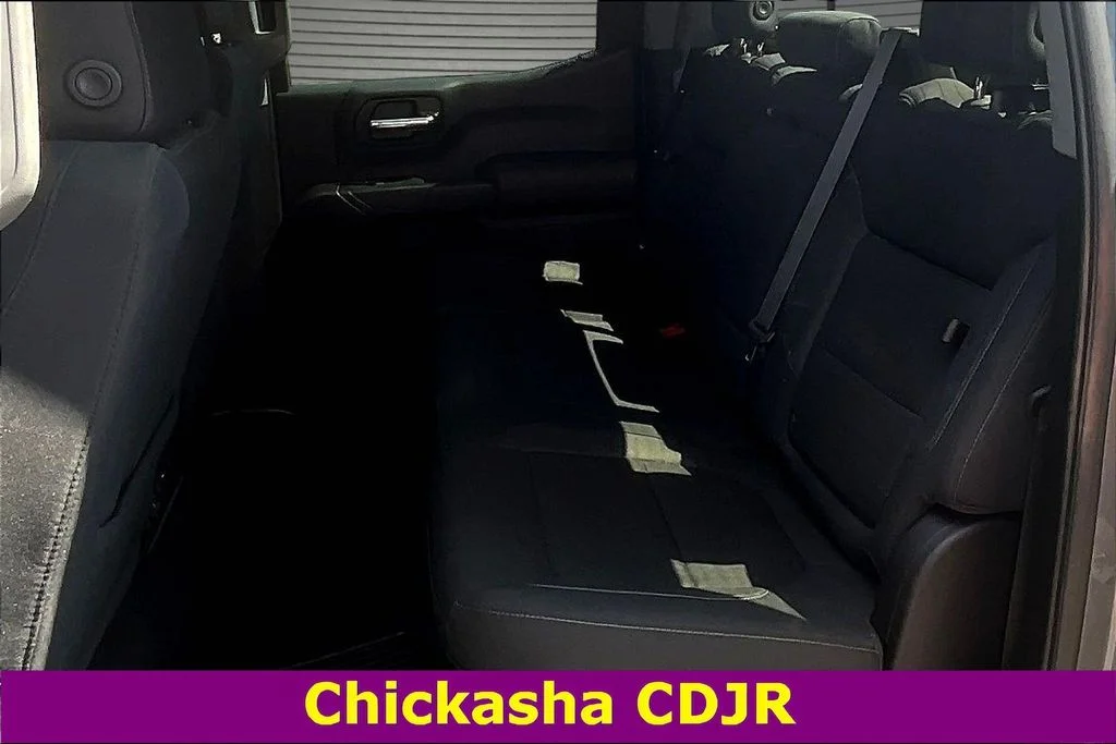 Used 2020 Gray Chevrolet LT image 22