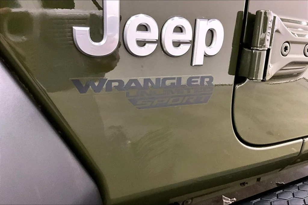 Used 2021 Green Jeep Unlimited Sport S image 24