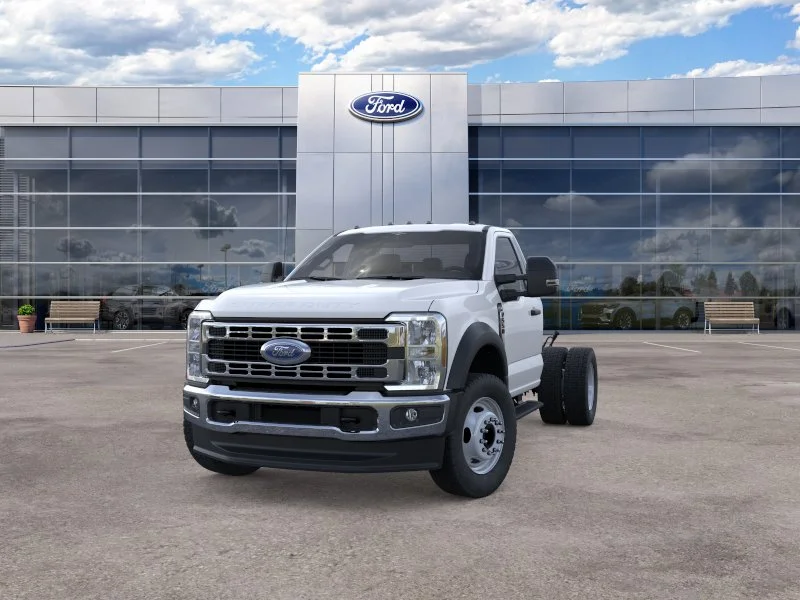 New 2026 Oxford White Ford F-550® XL image 15