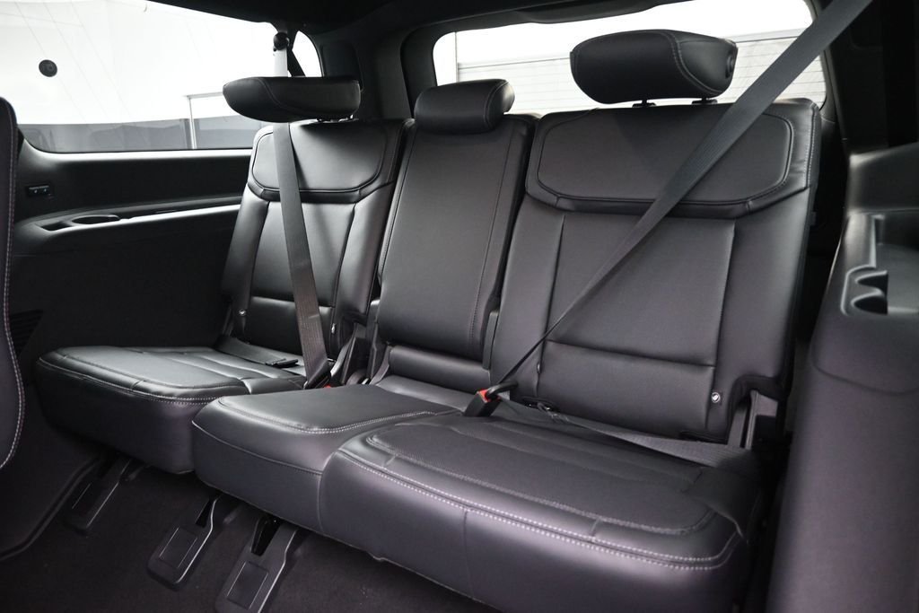 New 2026 Glacier Gray Metallic Tri-Coat Ford Platinum image 21