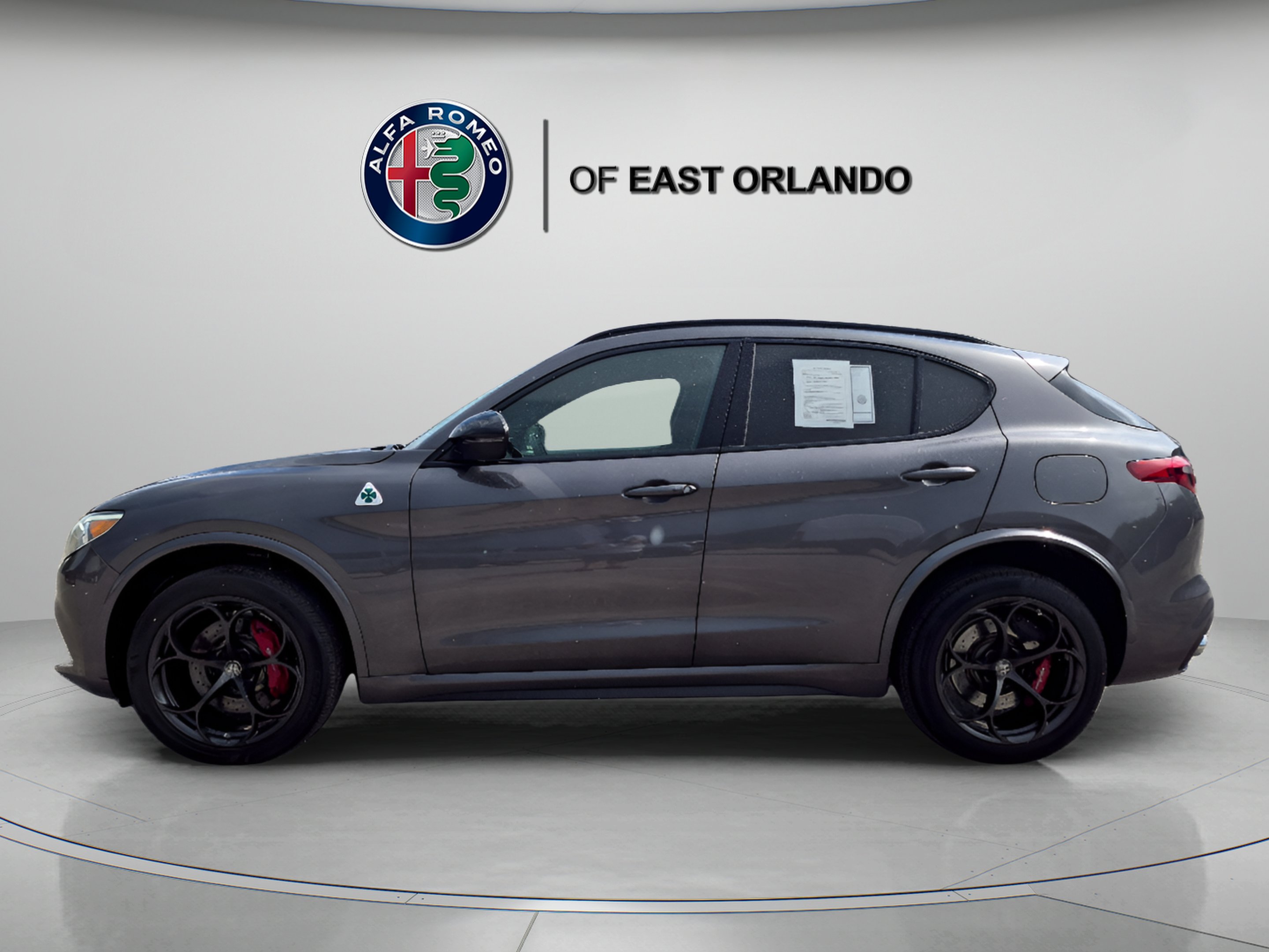 Used 2022 Vesuvio Gray Metallic Alfa Romeo Quadrifoglio image 4
