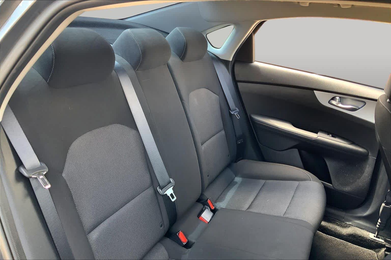 Used 2023 Gravity Gray Kia LXS image 20
