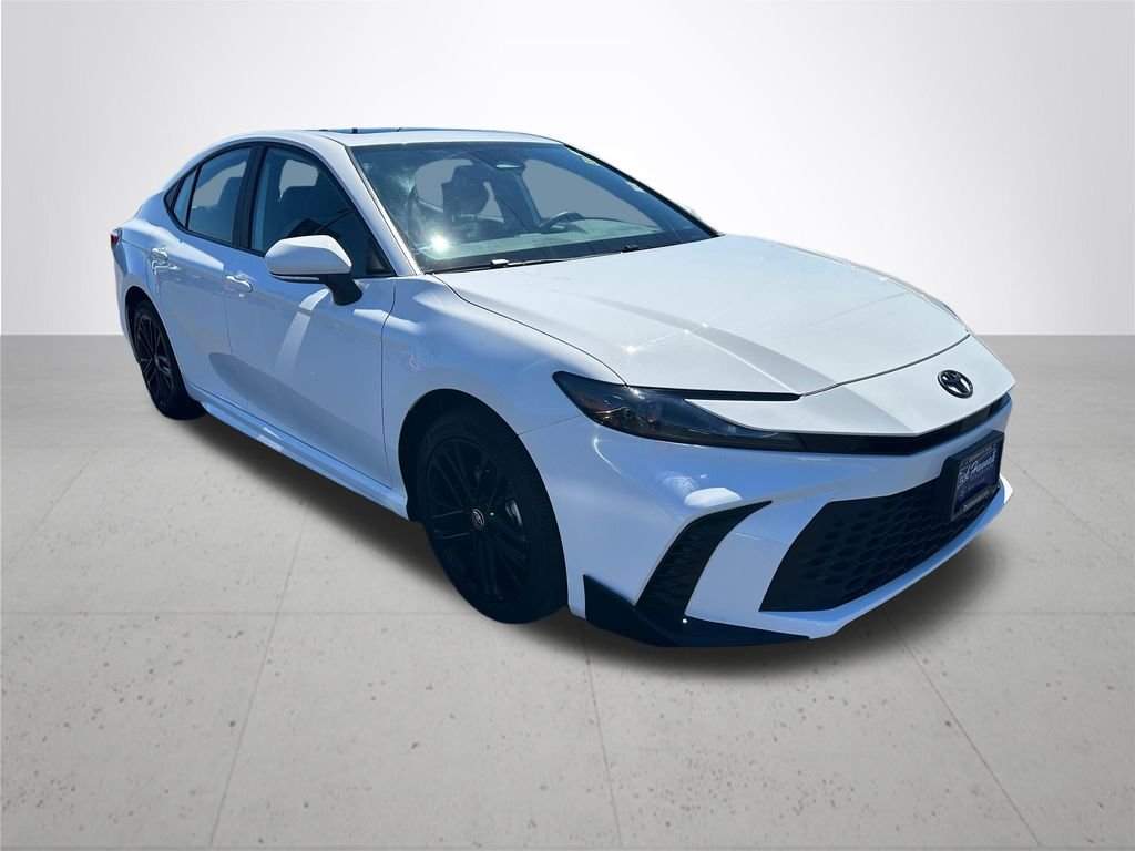 Used 2025 Ice Toyota SE image 5