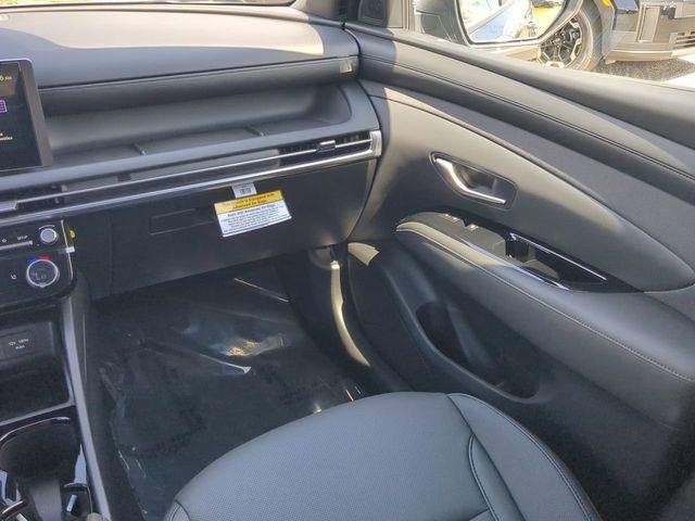New 2025 Black Hyundai SEL Activity FWD image 17