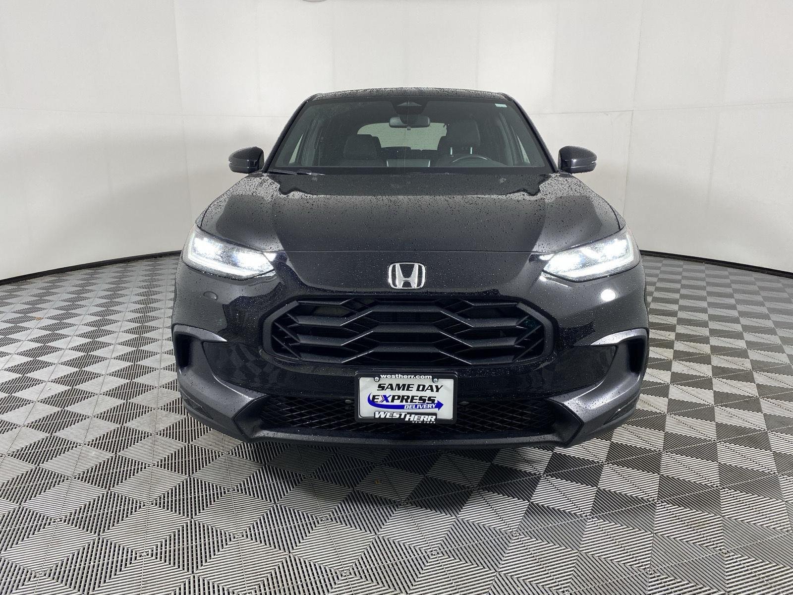 Certified Used 2025 Crystal Black Pearl Honda Sport image 2