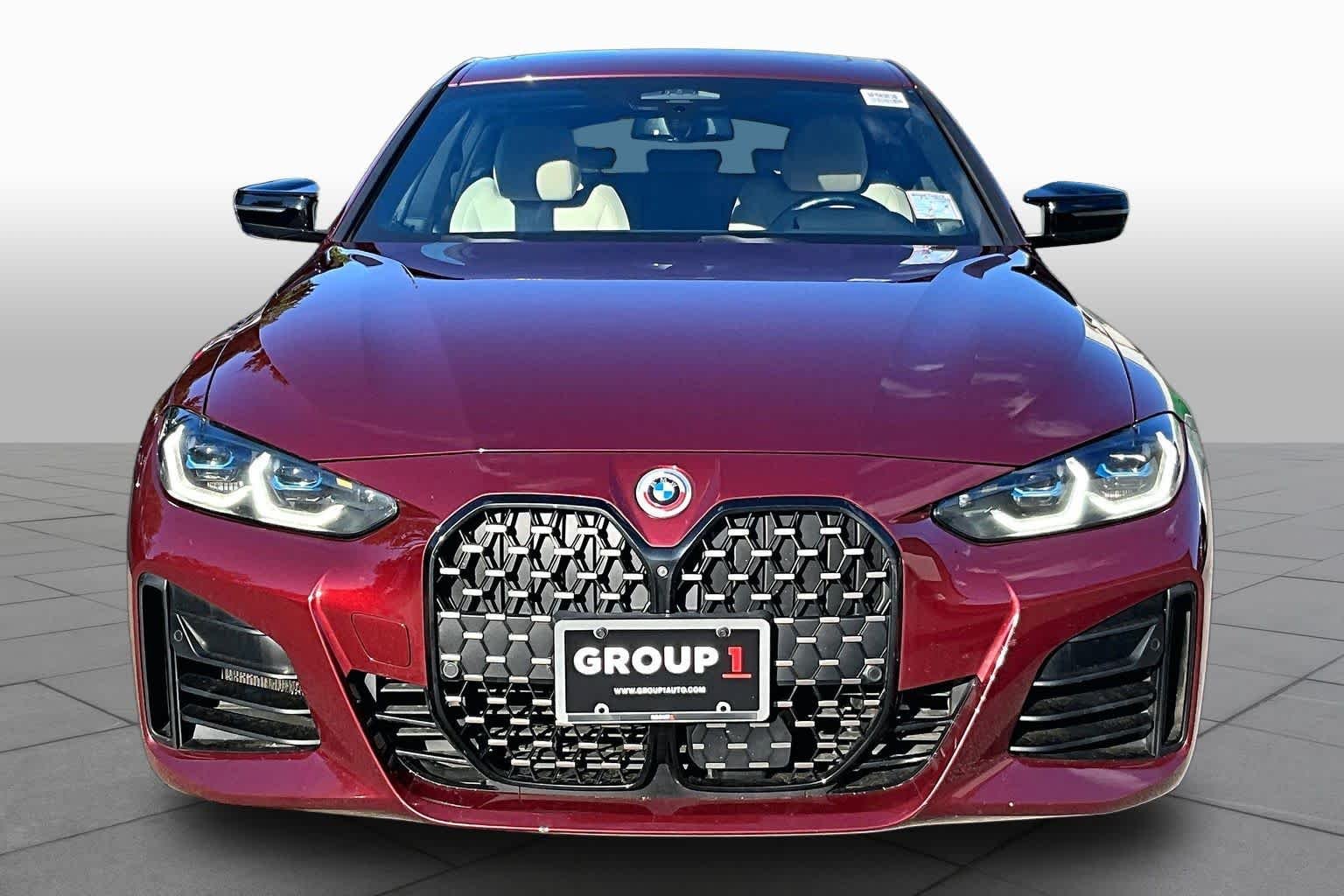 Used 2022 Aventurin Red Metallic BMW M440i xDrive image 4