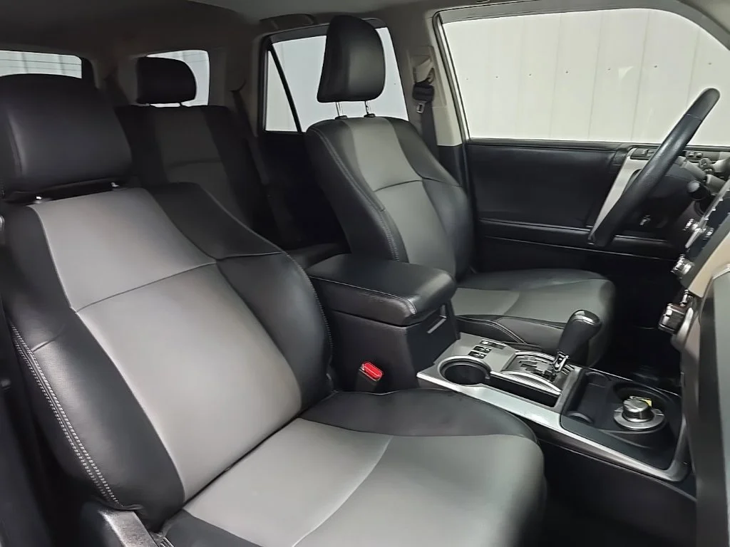 Used 2020 Silver Toyota SR5 Premium image 15