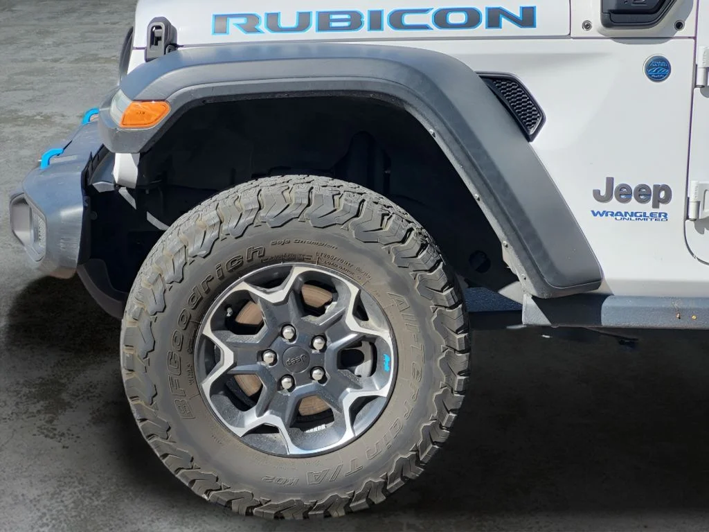 Used 2022 Bright White Clearcoat Jeep Unlimited Rubicon 4Xe image 26