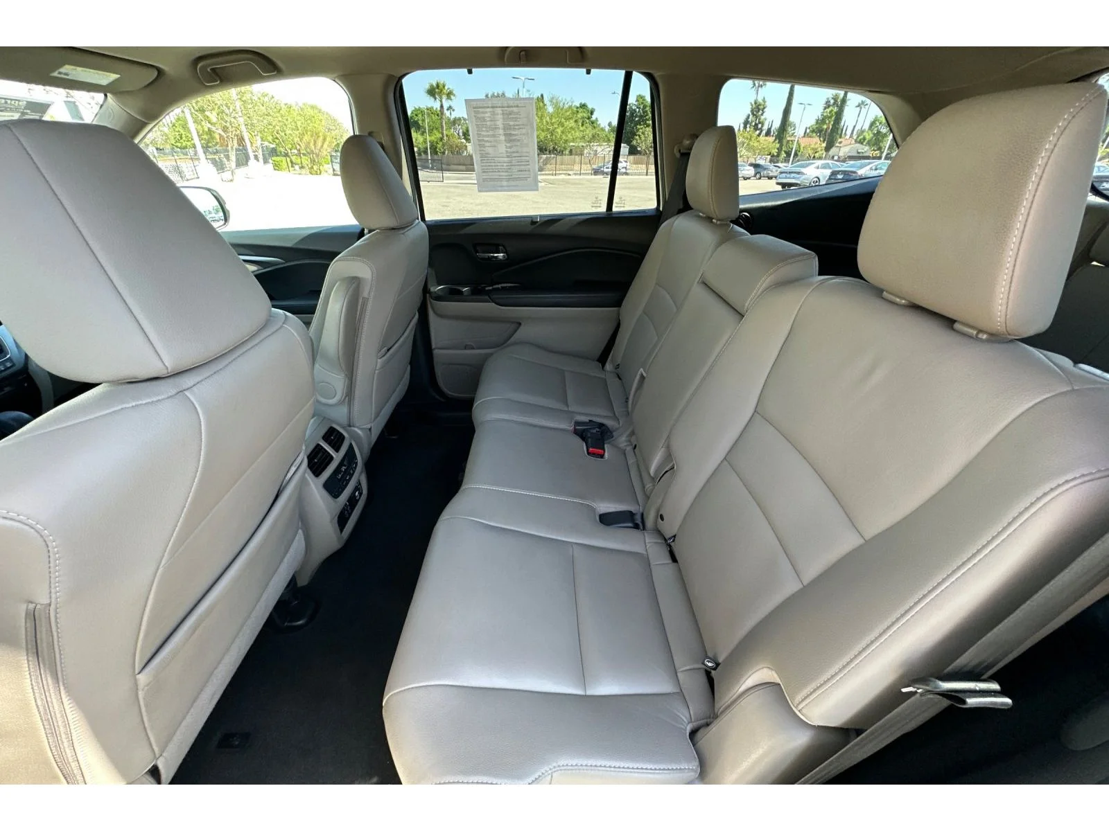 Used 2019 White Diamond Pearl Honda EX-L w/Navi & RES image 11