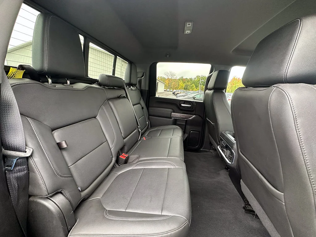 Used 2020 BLACK Chevrolet LTZ image 21