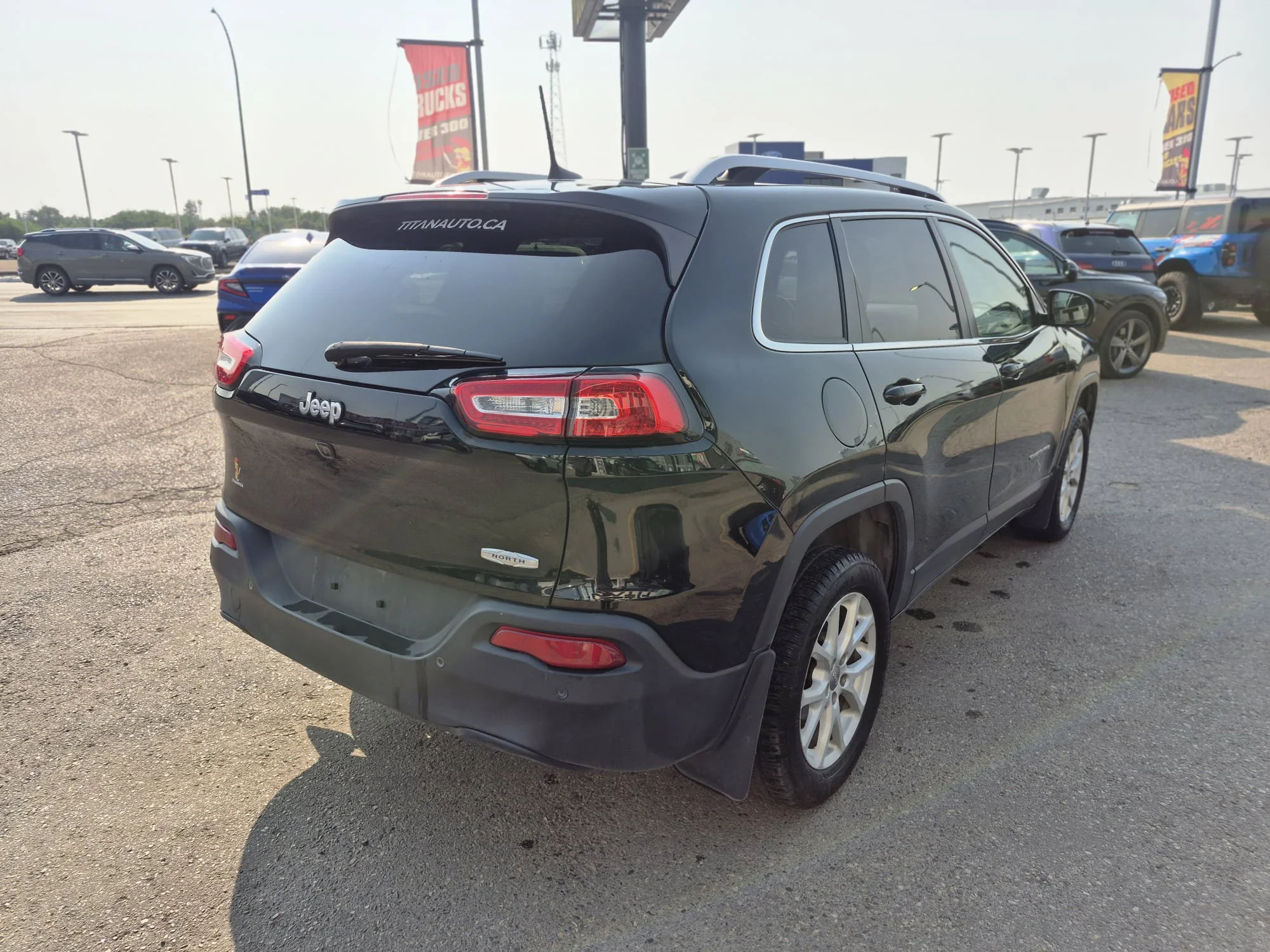 Used 2017 Black Jeep North image 7