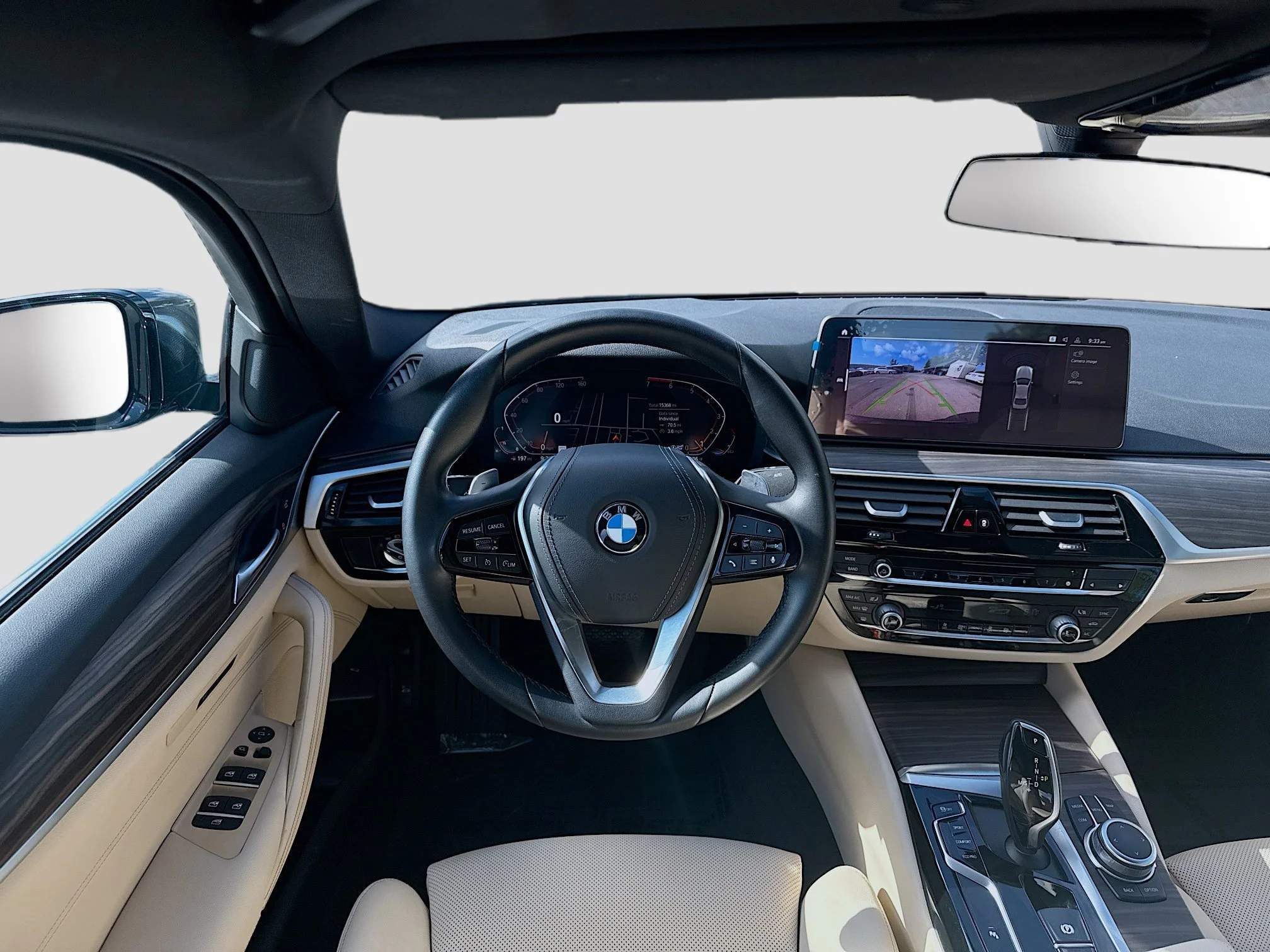 2022 BMW 5 Series 530i - Photo 19