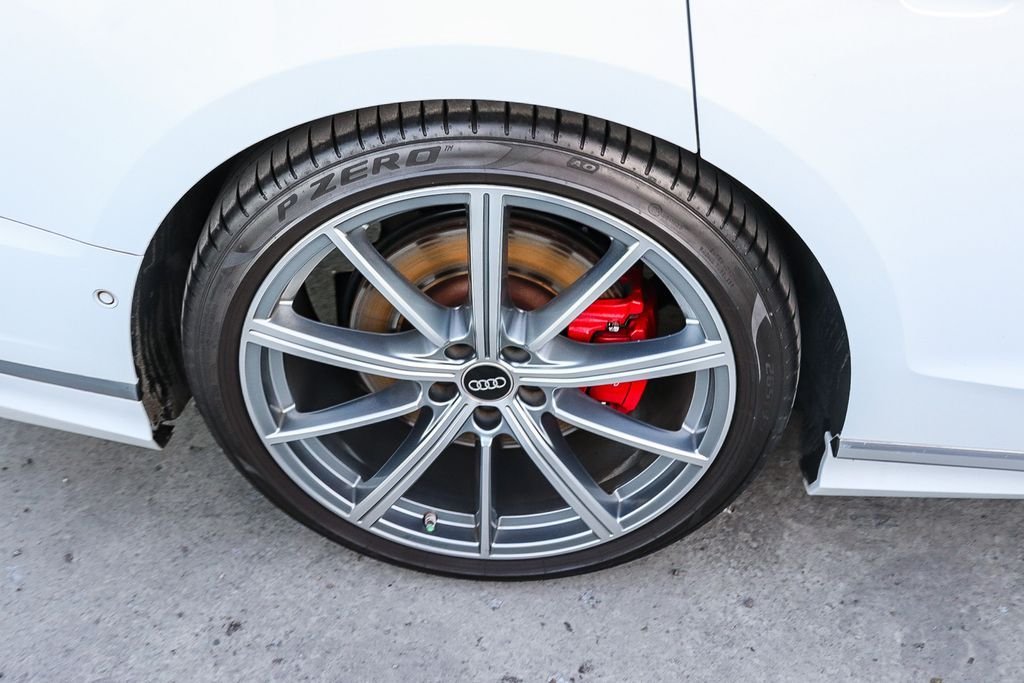 Used 2022 Glacier White Metallic Audi 4.0T image 12