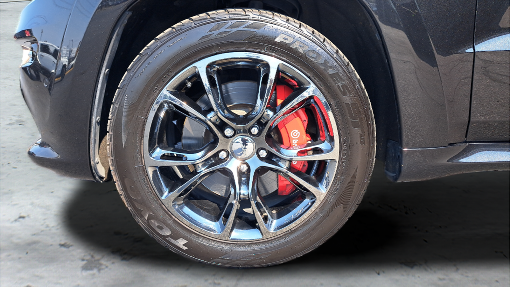 Used 2015 Black Jeep SRT image 28