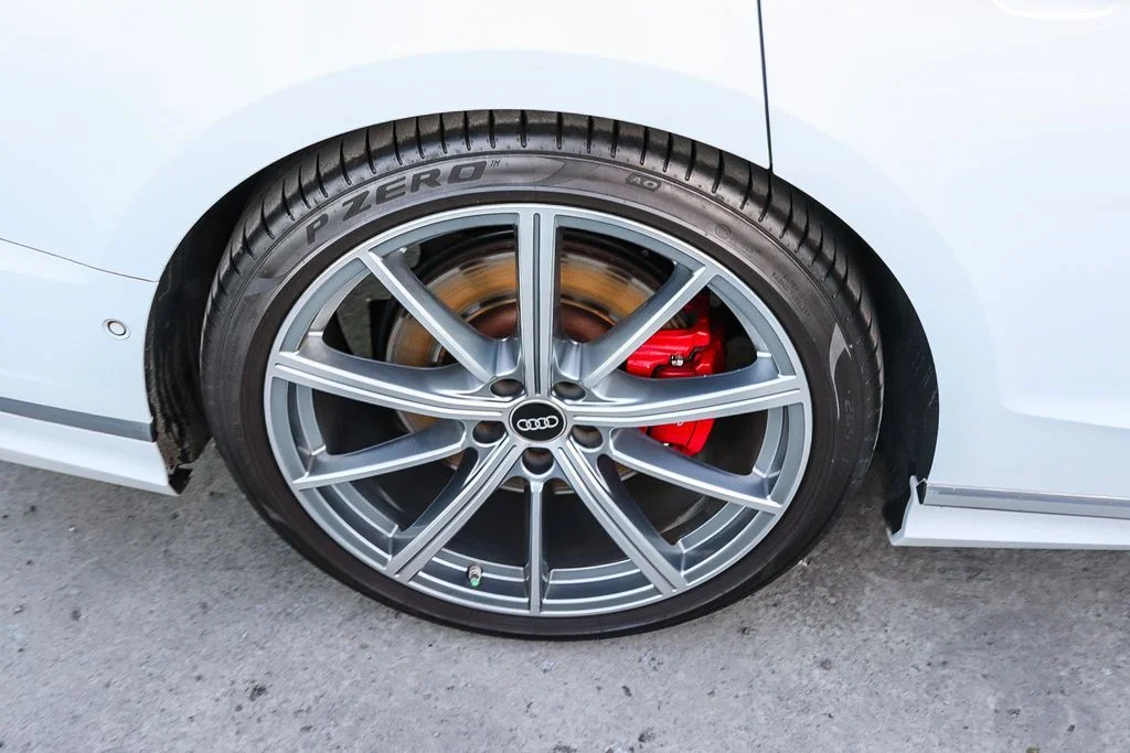 Used 2022  Audi 4.0T image 12