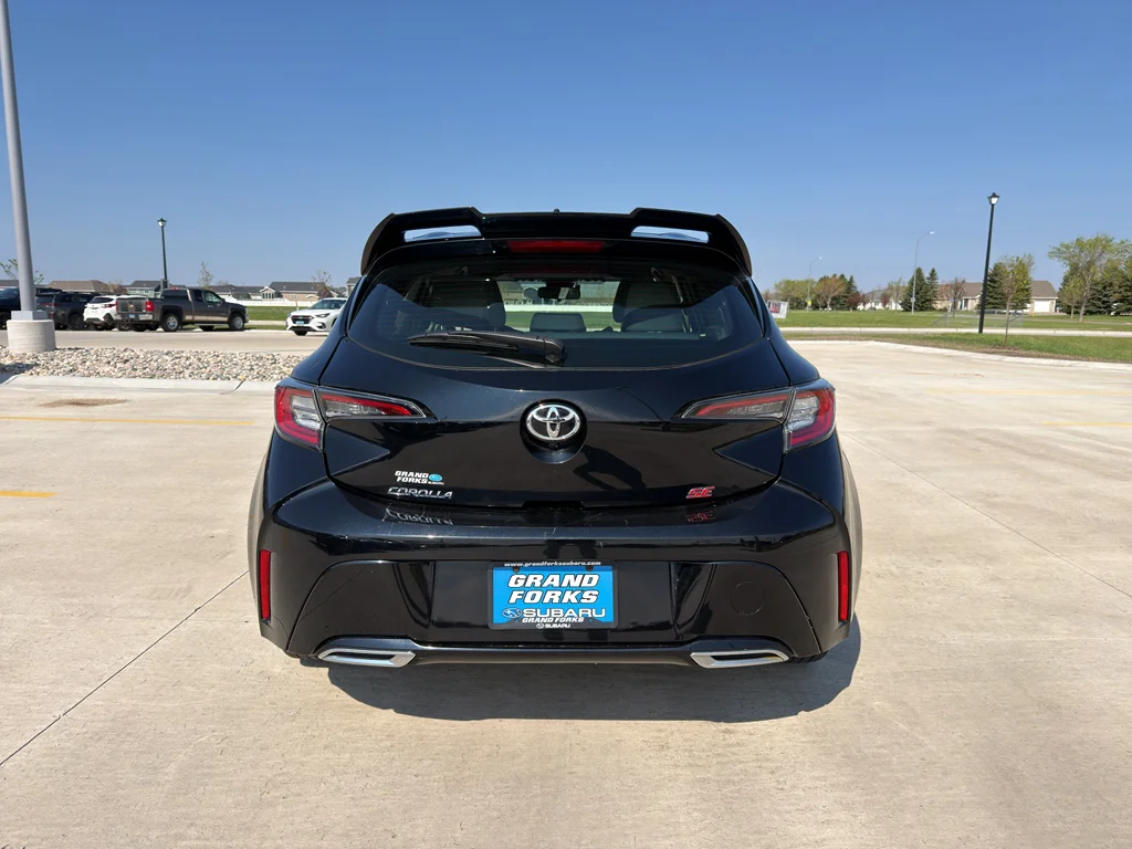 Used 2019 Midnight Black Metallic Toyota SE image 6