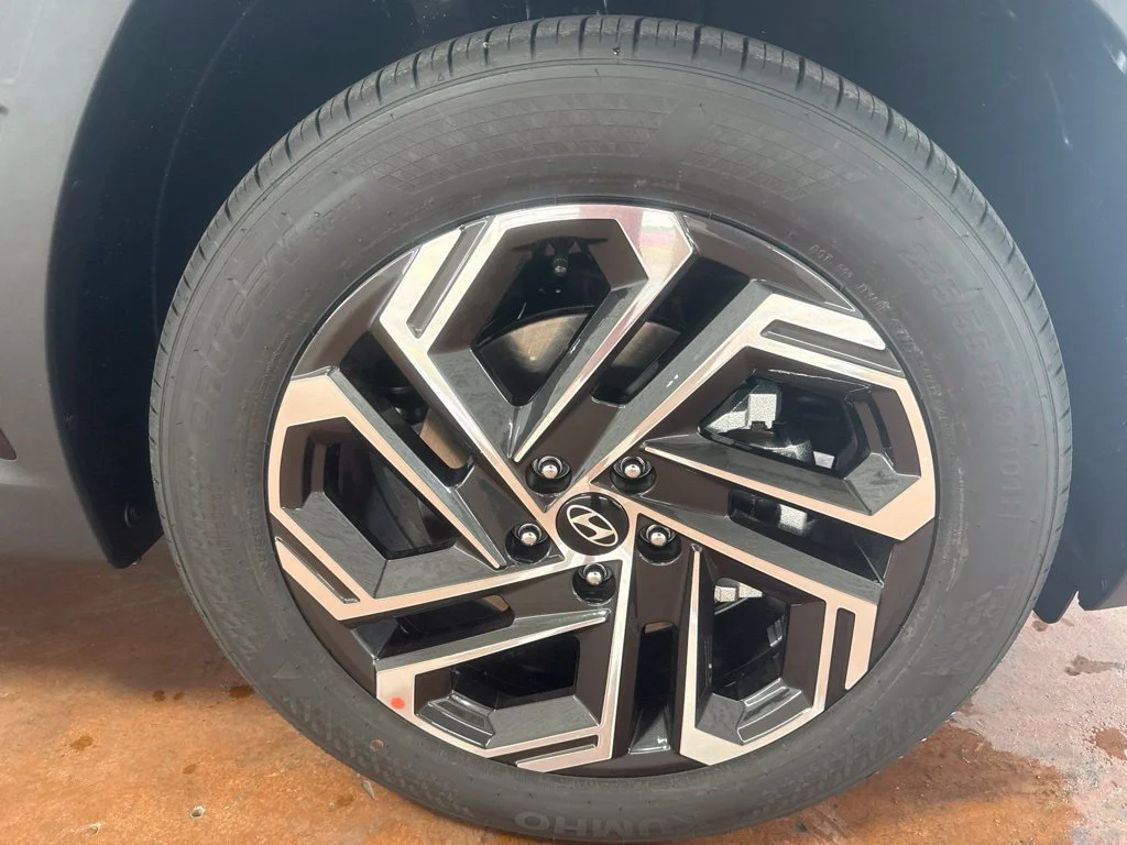 New 2026 Phantom Black Hyundai SEL Plus image 11