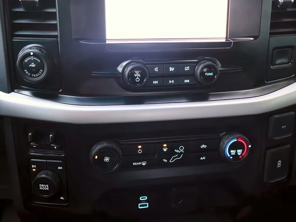 2023 Ford F-150 XLT - Photo 21