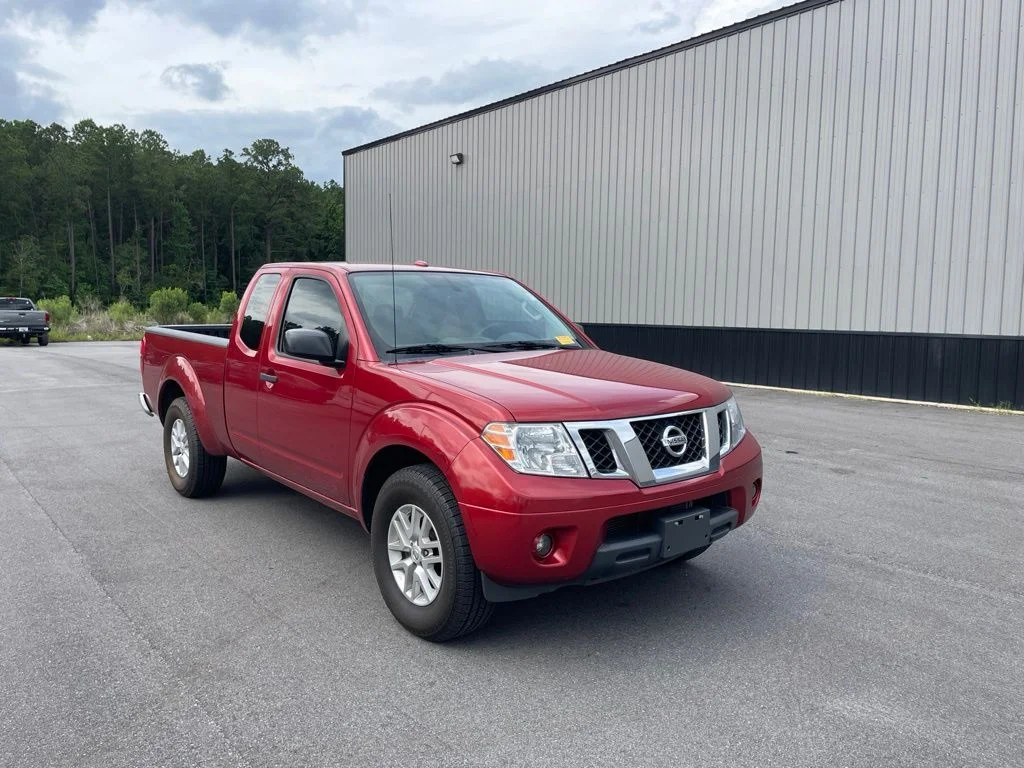 Used 2017 Red Nissan SV image 1