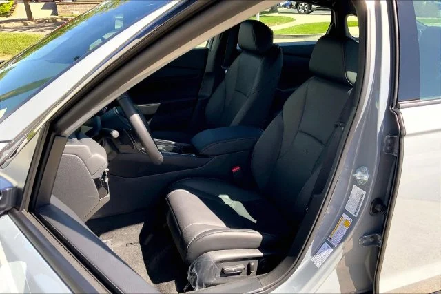 New 2026 Urban Gray Pearl Honda Sport-L Hybrid image 9