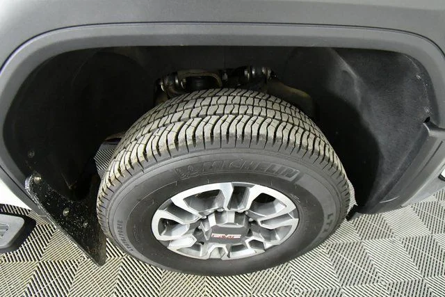 2024 GMC Sierra 3500HD SLT - Photo 17