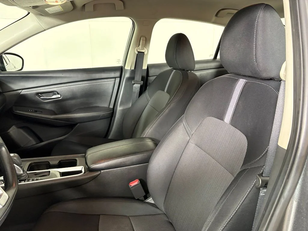 Used 2024 Gray Nissan SV image 17