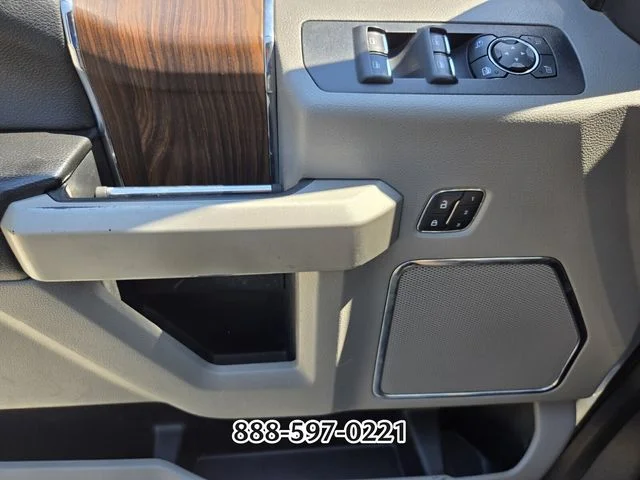 Used 2017 Ingot Silver FORD LARIAT image 30