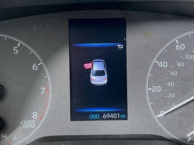 2023 Toyota Corolla LE - Photo 9