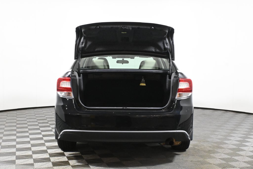 Used 2020 Crystal Black Silica Subaru Premium image 31