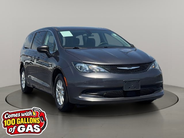2022 Chrysler Voyager