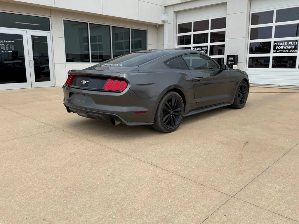 Used 2016 Gray Ford EcoBoost Premium image 3