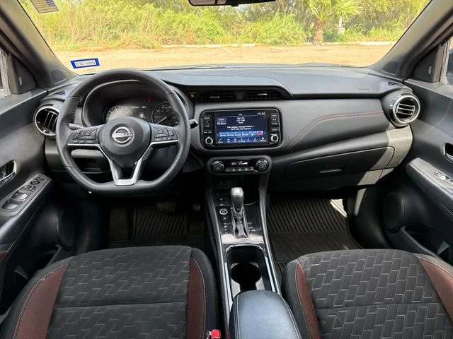 Used 2024 Gray Nissan SR image 17