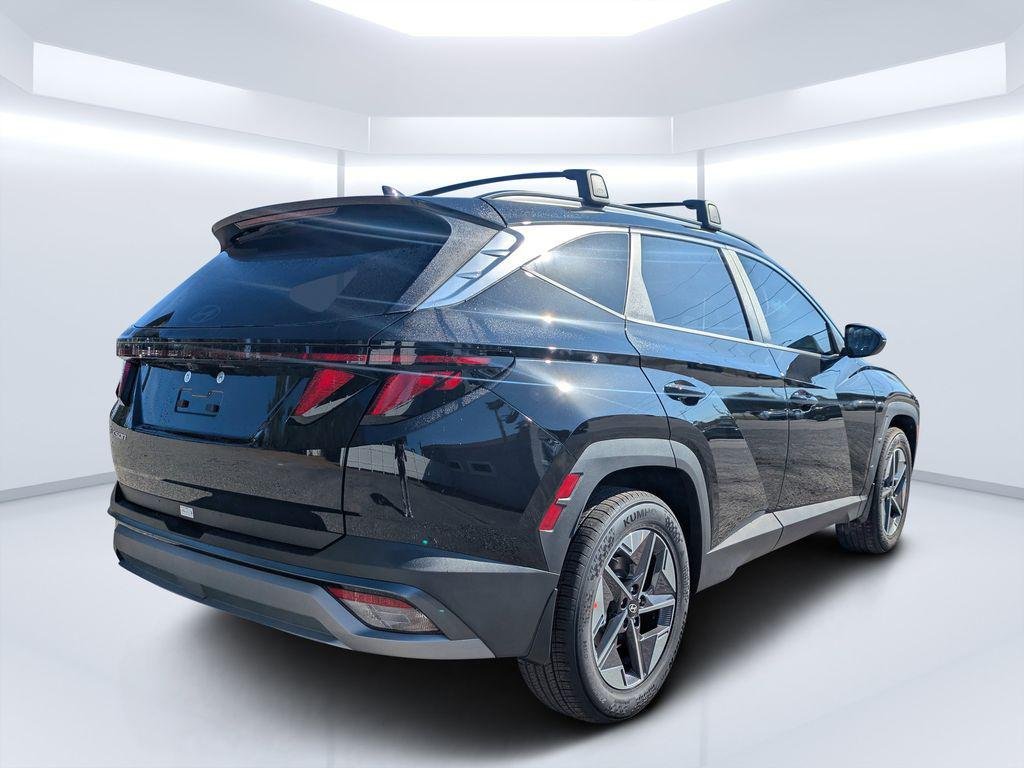 New 2026 Black Hyundai SEL FWD image 3
