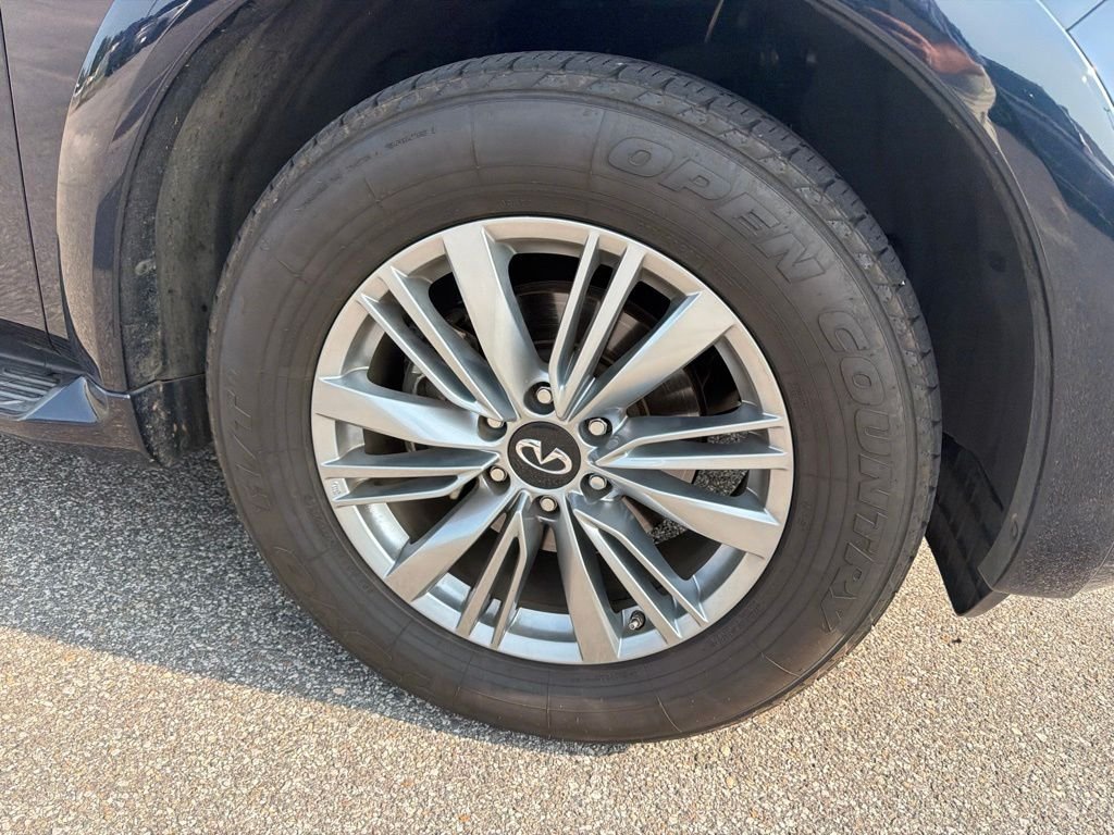 Used 2021 Blue INFINITI LUXE image 4
