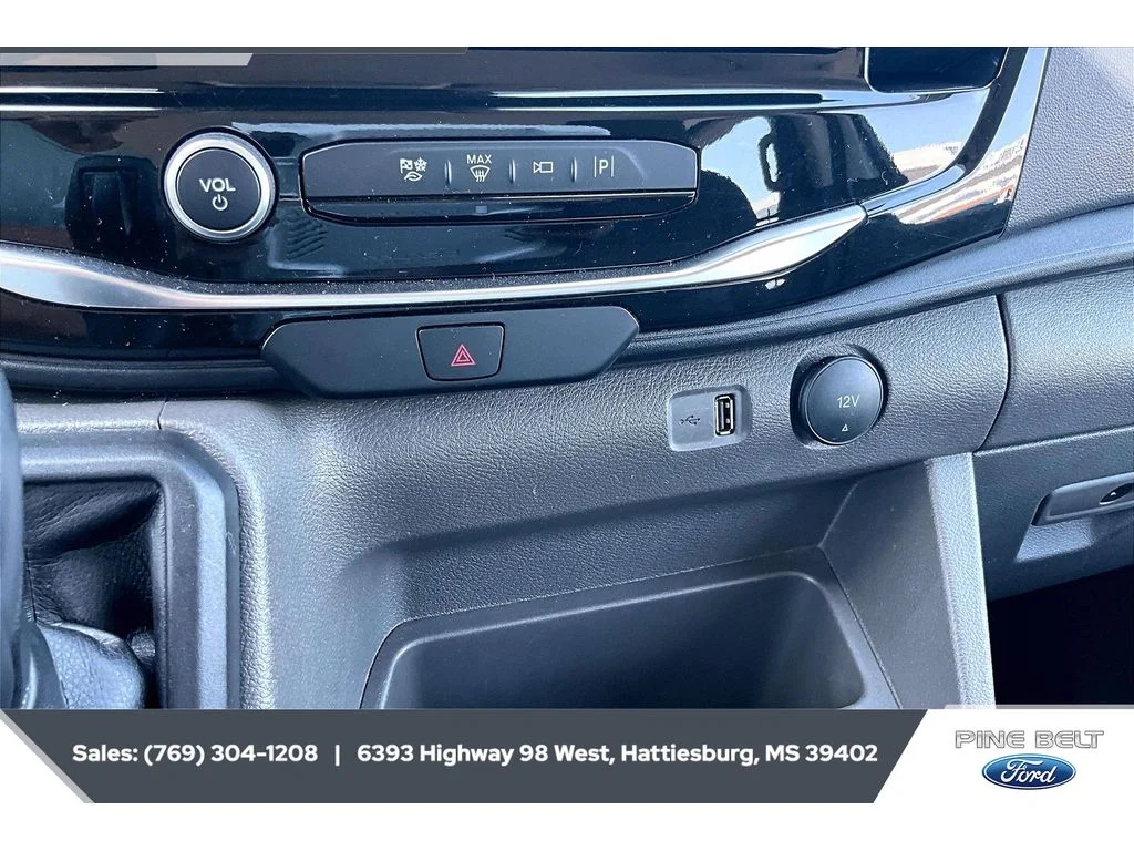 Used 2023 Oxford White Ford XLT image 23