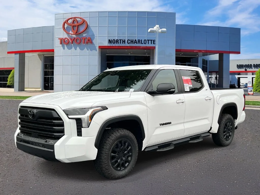 New 2026 Ice Cap Toyota SR5 image 4