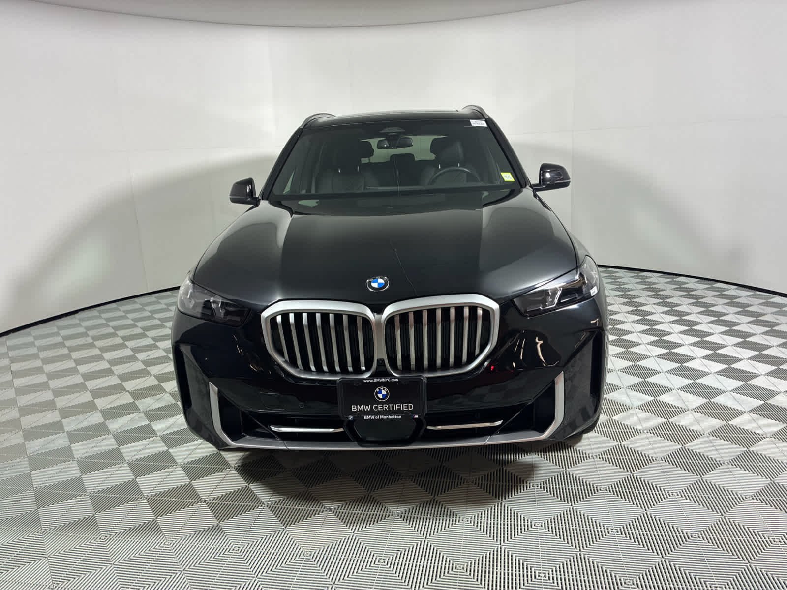 Certified Used 2024 Black Sapphire Metallic BMW xDrive40i image 6