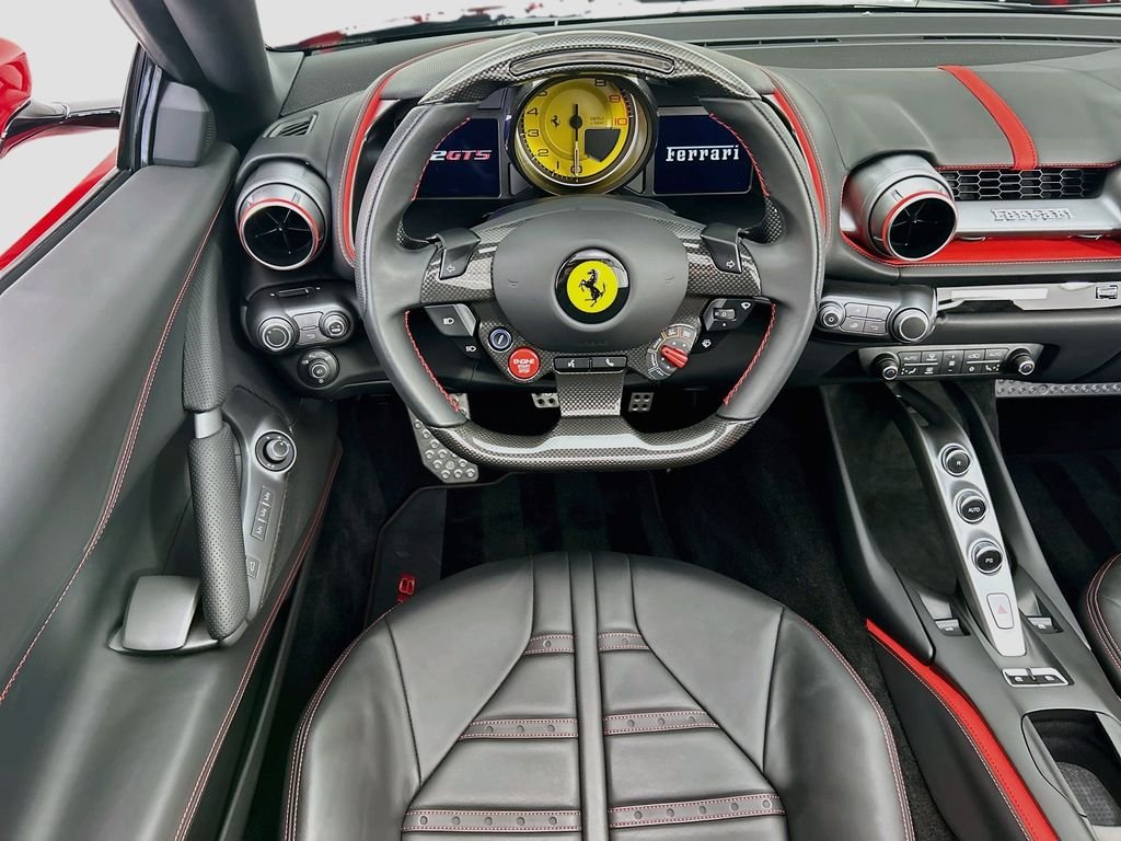 Used 2023  Ferrari Base image 18