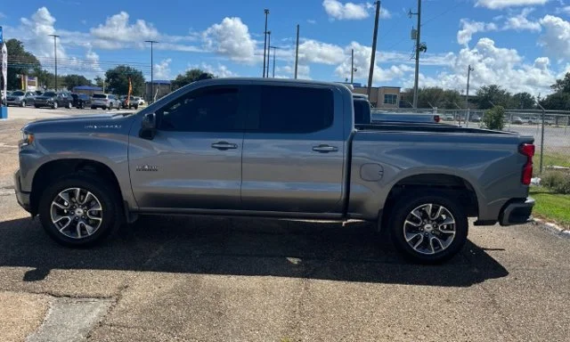 Used 2022 Gray Chevrolet RST image 5