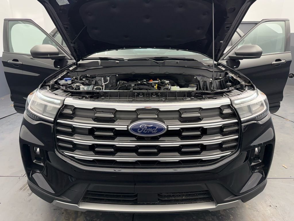 New 2026 Agate Black Metallic Ford Active image 16