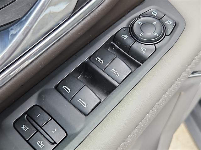 Used 2023 Summit White GMC SLT image 19