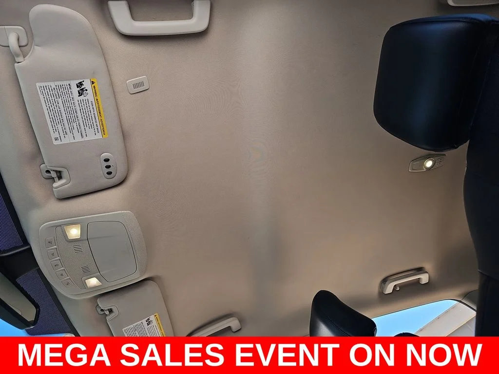 Used 2022 Silver Ford Titanium image 31
