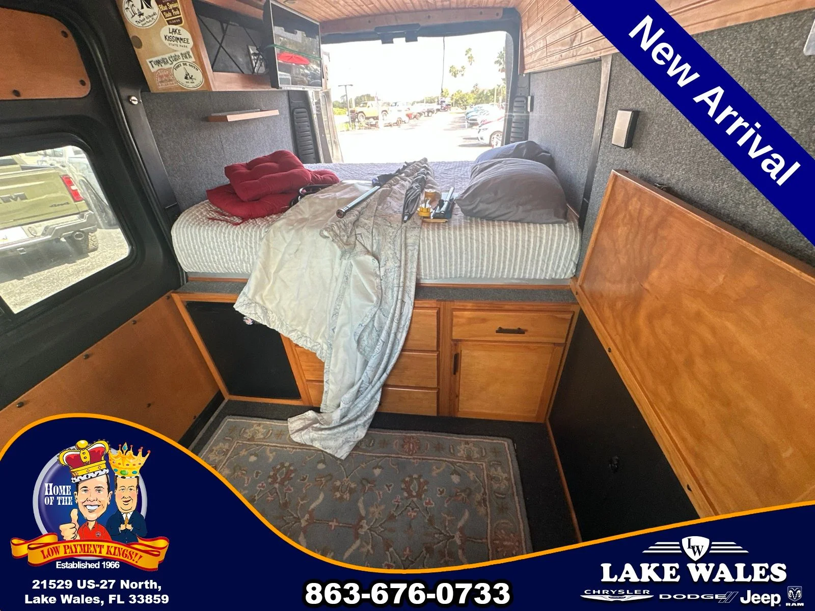 Used 2019 White Ram Base image 17