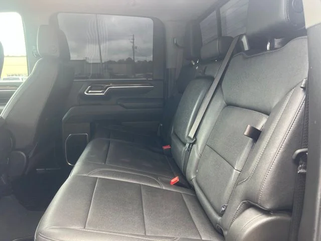 Used 2025 Black Chevrolet LT image 29