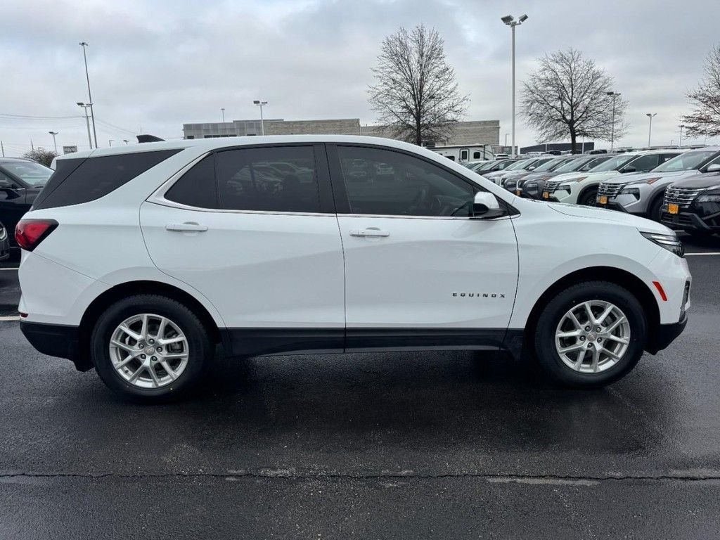 Used 2023 White Chevrolet LT image 2