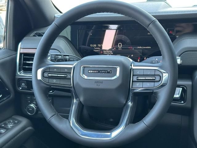 2026 GMC Yukon Denali - Photo 10