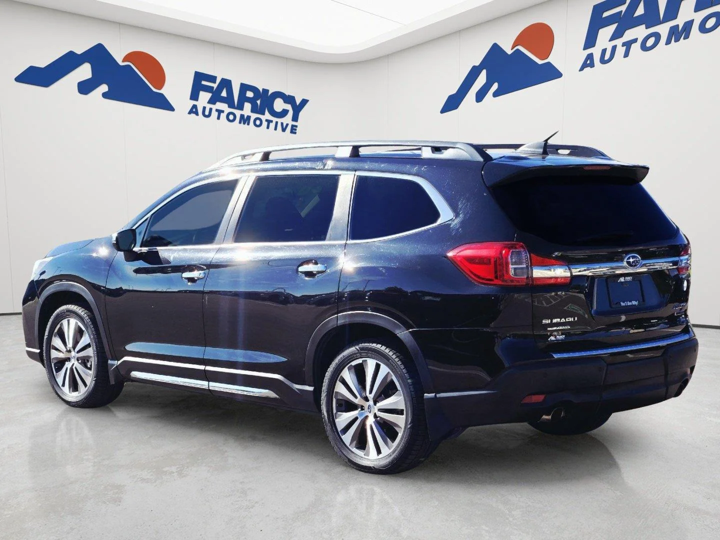 Used 2020 Crystal Black Silica Subaru Touring image 8