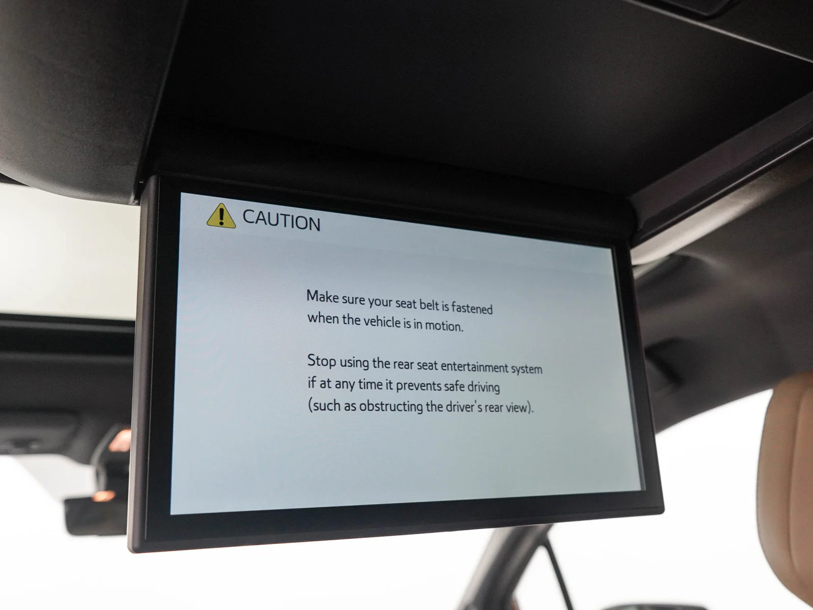 Used 2021  Toyota LE image 16