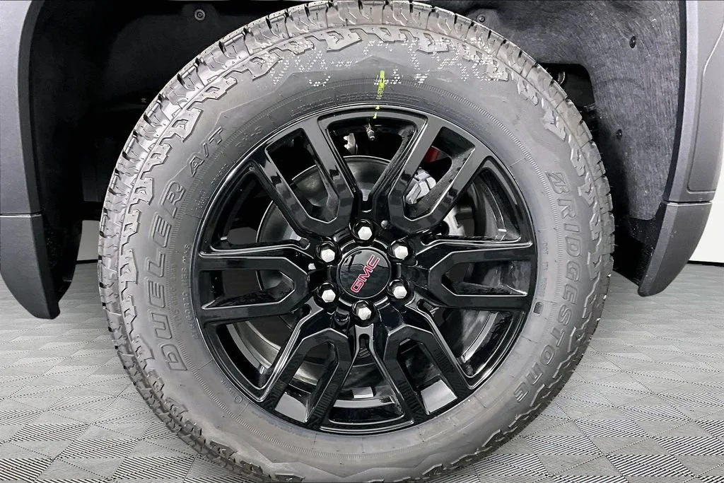New 2026 Summit White GMC Elevation image 13
