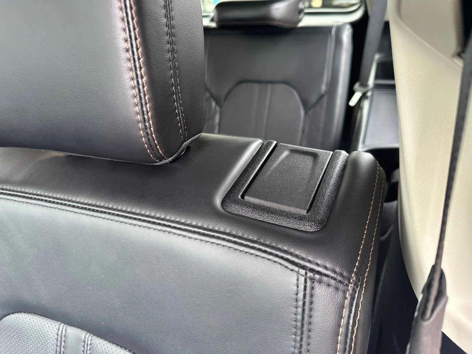 Used 2021 Brown Ford Platinum image 27